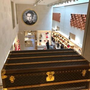 Meet your Posher, D.j.